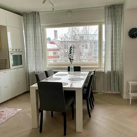 아파트 Kotikolmio Aveline 라티